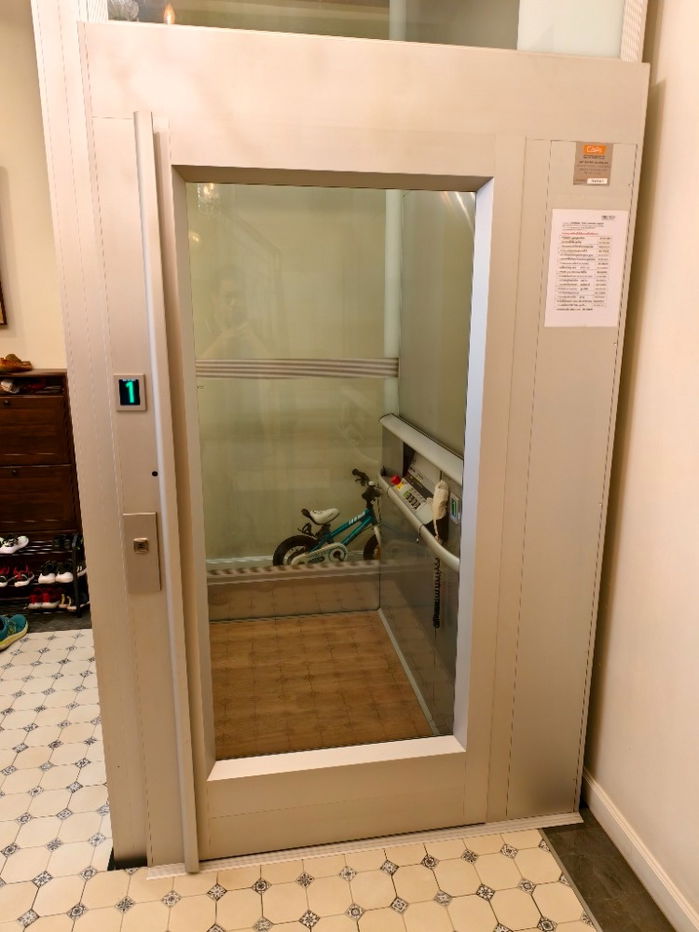 picture Corner house , have lift in the house , A lot of space in the house Yenakart Residence - 21/24