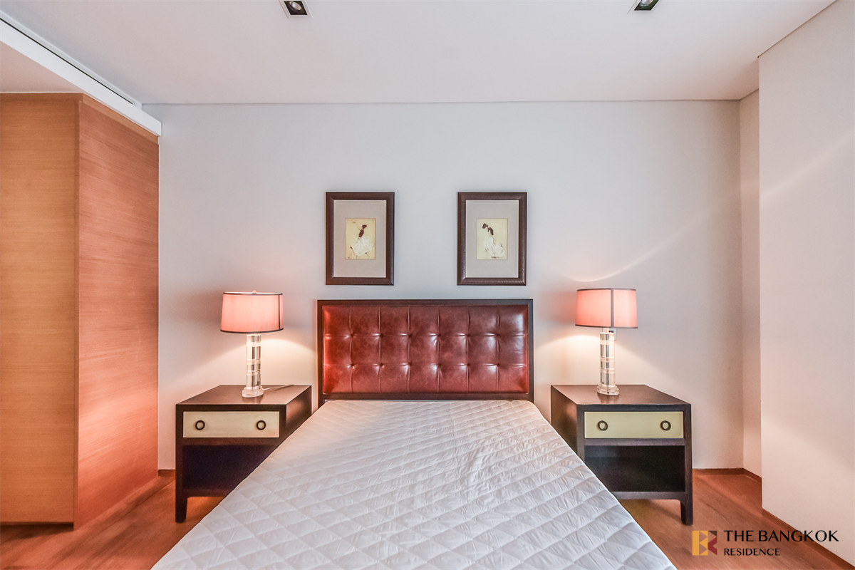 รูป ศาลาแดง เรซิเดนซ์ ล้อมรอบด้วยสิ่งอำนวยความสะดวก ใกล้ MRT สถานีสีลม - รูปที่ 1/10
