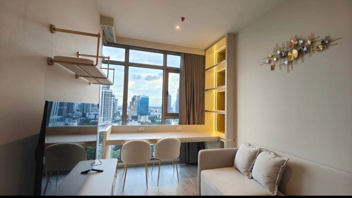 picture RHYTHM EKKAMAI            ESTATE  - 1/11