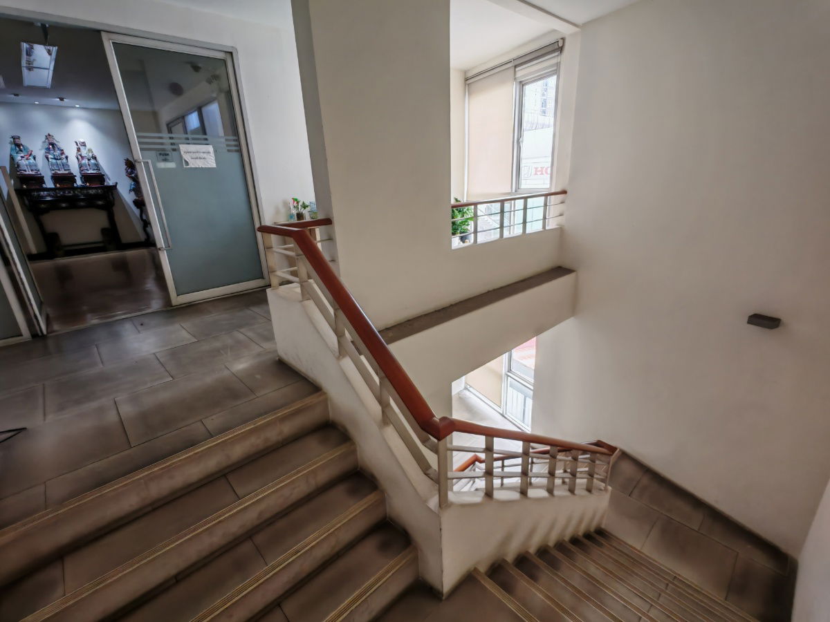 picture Good Location near seacon bangkae mrt phasi charoen Land for sale on phetkasem mainroad - 11/28