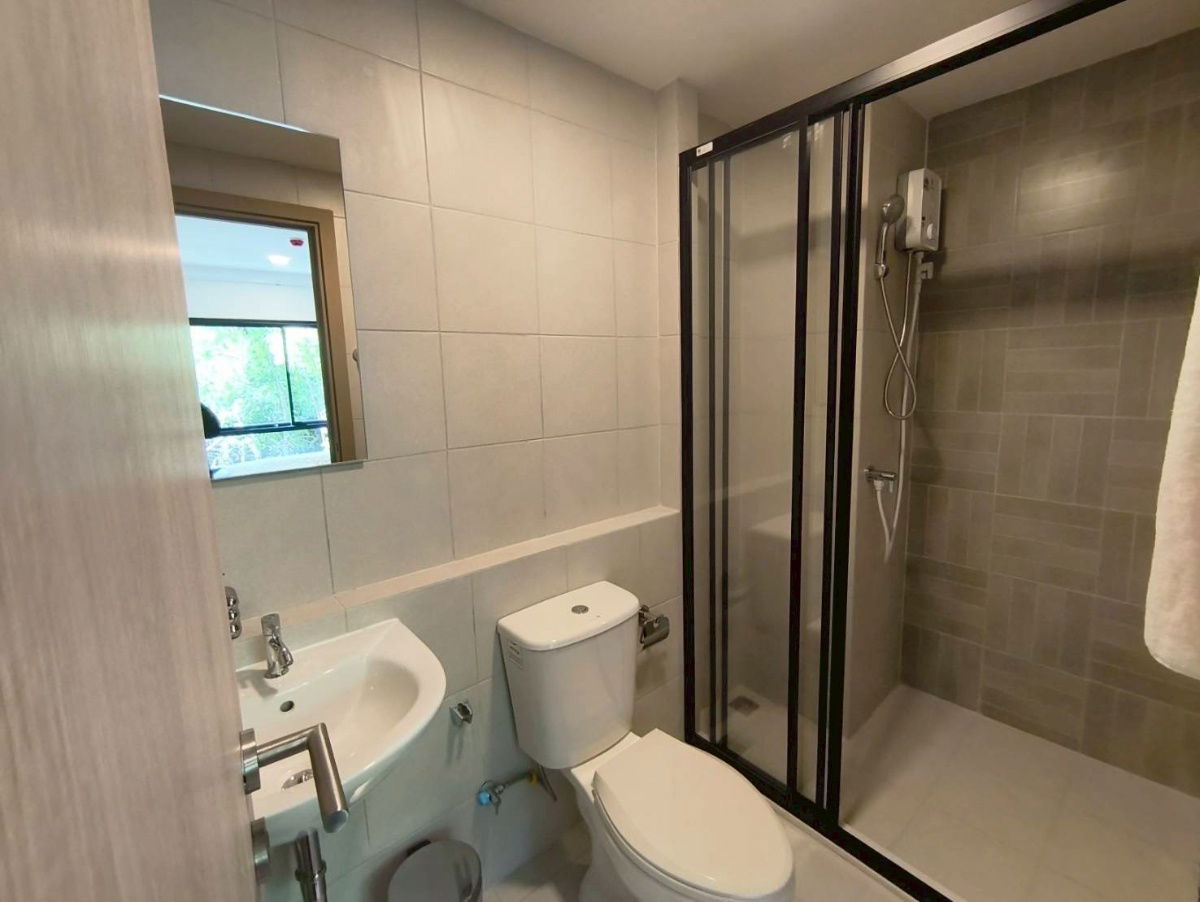 รูป 🏖 ใช้ชีวิตใกล้ทะเลทุกวัน กับคอนโดรีสอร์ตสไตล์ “Dcondo Sense” จากแสนสิริ ทำเลสุดปังกลางบางแสน 📲 065-5639565 / 093-1681685 🟢Line: @wsrcondo - รูปที่ 3/8