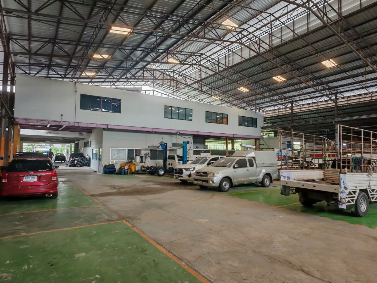 picture Good Location near seacon bangkae mrt phasi charoen Land for sale on phetkasem mainroad - 27/28