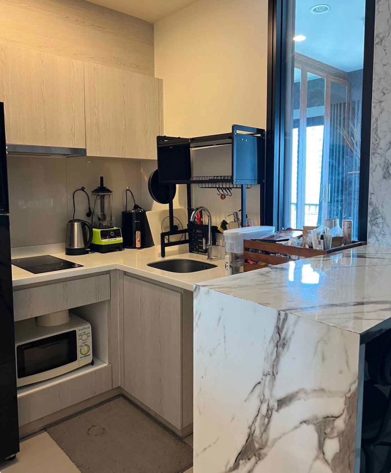 picture Life                        Asoke - 6/9