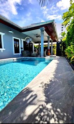 Houses for sale Nong Prue, Chonburi : Luxury pool villa project for sale, Pattaya beach, Naklua, next to the Sanctuary of Truth  