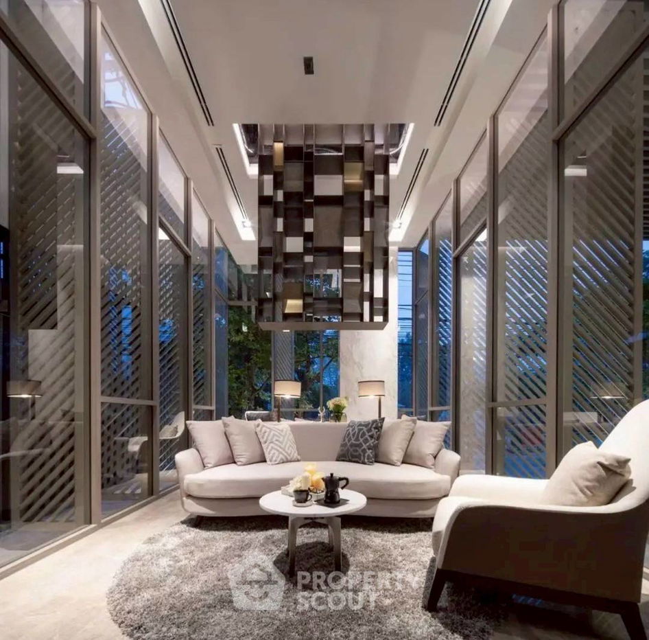 รูป คอนโด 3-ห้องนอน ที่ ฟินน์ สุขุมวิท 31 ใกล้ MRT สุขุมวิท (ID 2383352) - รูปที่ 2/17