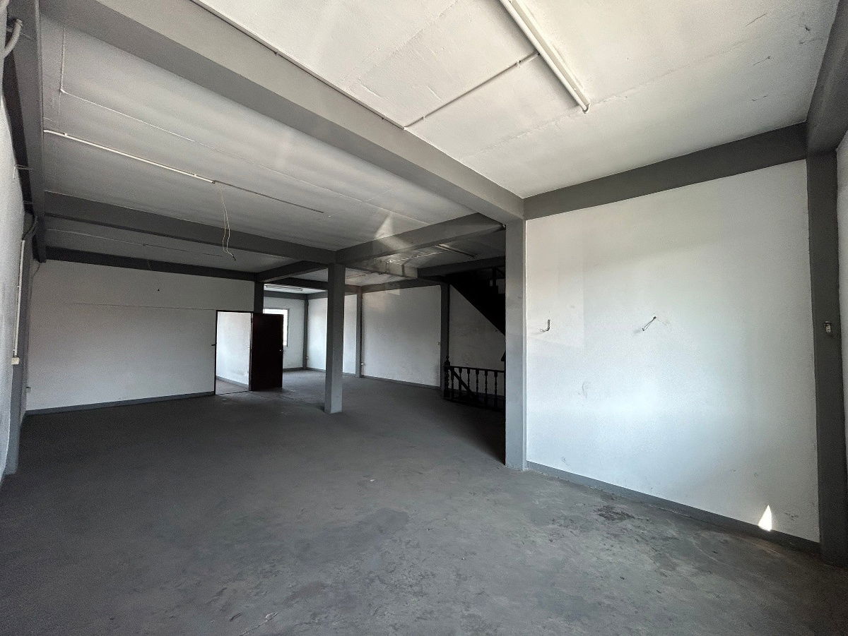 รูป AV 2133 : นอกโครงการสมุทรปราการ - รูปที่ 3/23