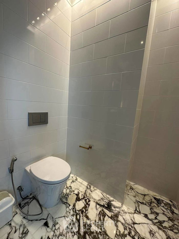 picture 3-BR Condo at The Ritz-Carlton Residences, Bangkok near BTS Chong Nonsi (ID 2380796) - 9/38
