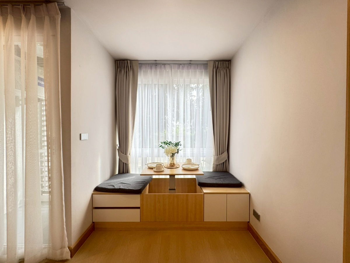 รูป คอนโดโทนอบอุ่น เรียบง่ายแต่น่าอยู่ ☕ Airlink Residence ห้องสวยบิวท์อินครบ แสงธรรมชาติเต็มห้อง ใกล้สุวรรณภูมิ เดินทางสะดวก ราคาเพียง 1.59 ล้านบาท - รูปที่ 3/10