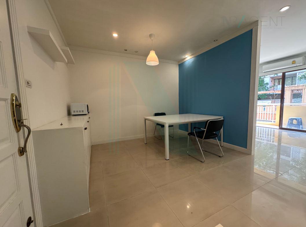 picture 🔺 For Sell Condo BAAN KLANG KRUNG RESORT RATCHADA 7 Building 1, Floor 2,2 bed room, Room size 68 sqm - 2/8