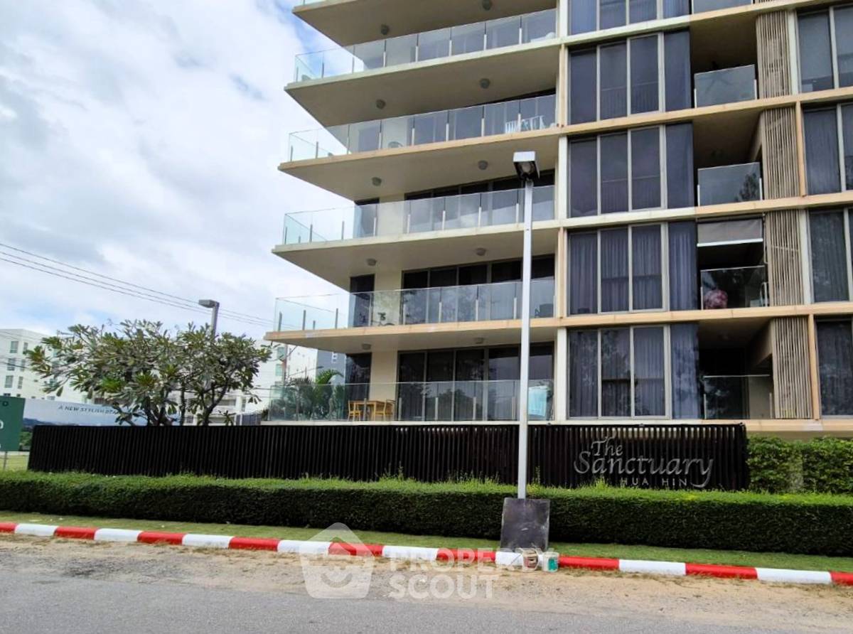 picture 1-BR Condo at The Sanctuary Hua Hin close to Khao Takiab beach (ID 2382601) - 1/5