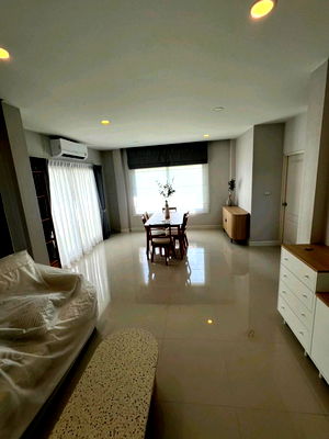 เช่าบ้านเดี่ยว โรงเรียนนานาชาติร่วมฤดี วิทยาเขตอนุบาล : ให้ เช่า บ้านเดี่ยว M1417 เดอะ ซิตี้ รามอินทรา 200 ตรม 77 ตรว