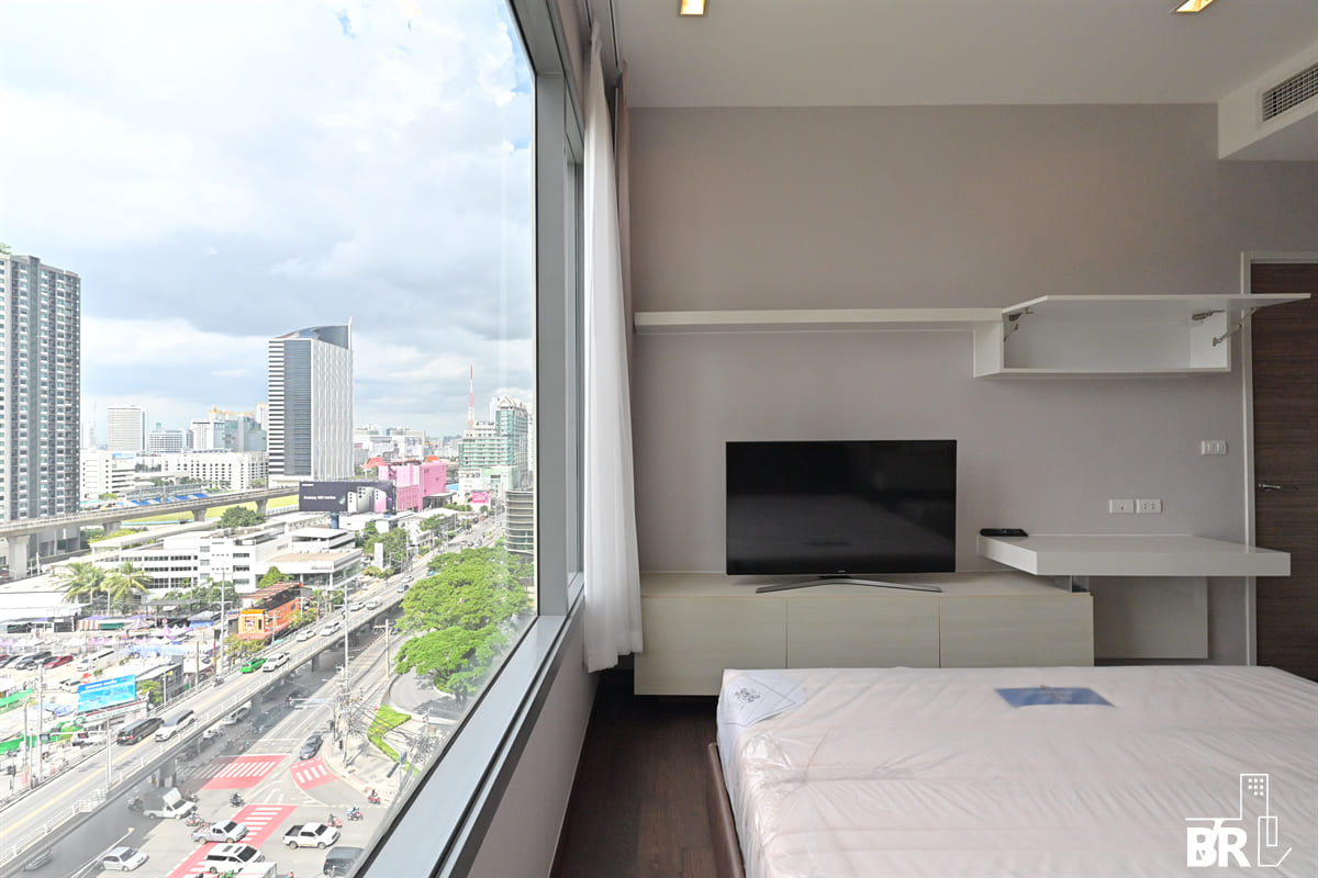 picture Q Asoke near MRT Phetchaburi Station Fully Equipped Facilities - 5/10