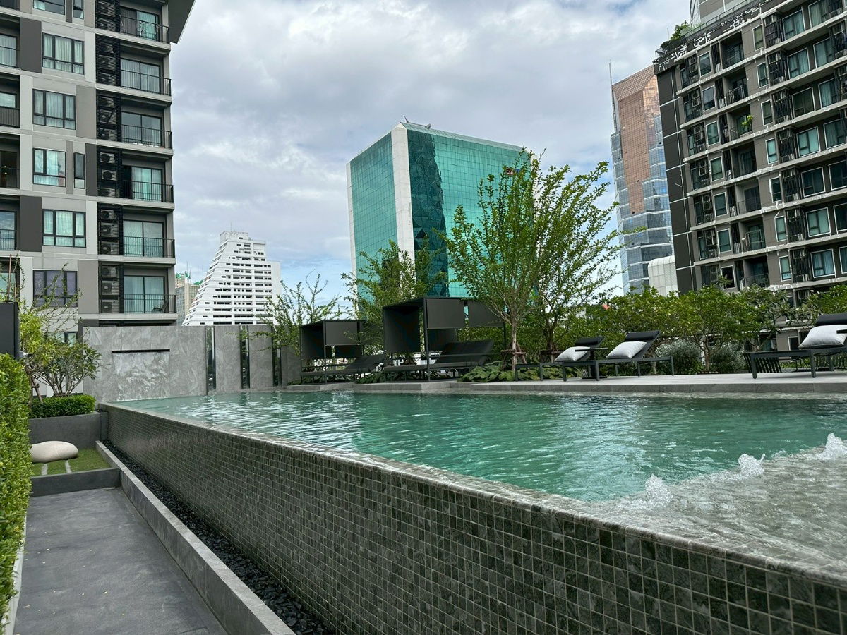 picture ð For Sale: Nue Evo Ari Condominium ð 2 Bedrooms / 2 Bathrooms - 52/62