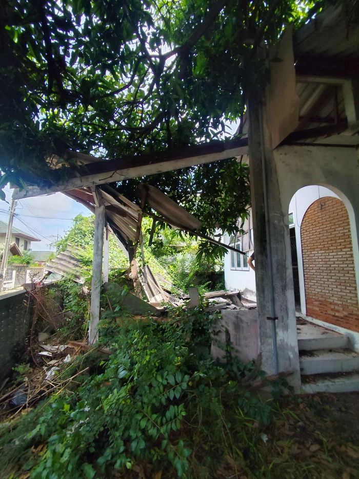 รูป ขายที่ดินพร้อมสิ่งปลูกสร้าง 100 ตร.วา – ซอยห้วยกะปิ 14 เมืองชลบุรี  ที่ดินสวย คุ้มค่า ทำเลดี เดินทางสะดวก เข้า-ออกได้หลายเส้นทาง - รูปที่ 2/7