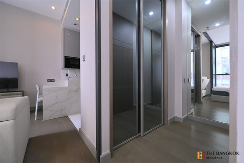 ลดหนักจัดเต็ม ดิ เอส แอท สิงห์ คอมเพล็กซ์ ใกล้ MRT สถานีเพชรบุรี