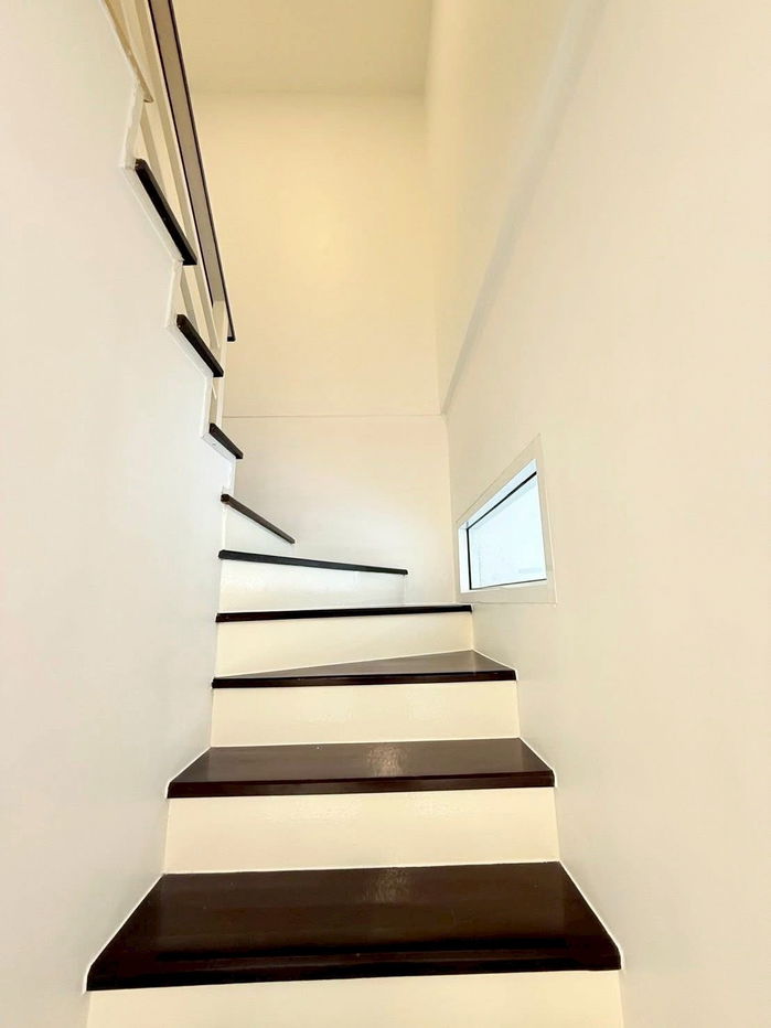 รูป 🏡✨ ให้เช่าทาวน์โฮม “ทำใหม่ทั้งหลัง” เดอะคอนเนค 22 รามอินทรา‑มีนบุรี 3 ห้องนอน 2 ห้องน้ำ ทำเลดี เดินทางสะดวก ใกล้รถไฟฟ้าสีชมพู สถานีมีนบุรี - รูปที่ 11/20