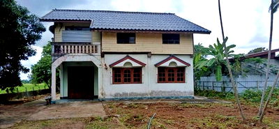 บ้านเดี่ยว ถนนแจ้งสนิท อุบลราชธานี : A7-0524 ขายบ้านครึ่งตึกครึ่งไม้ ตำบลธาตุทอง อำเภอภูเขียว ชัยภูมิ (โปรโมชั่นจนถึงวันที่ 30 ธันวาคม 2568)