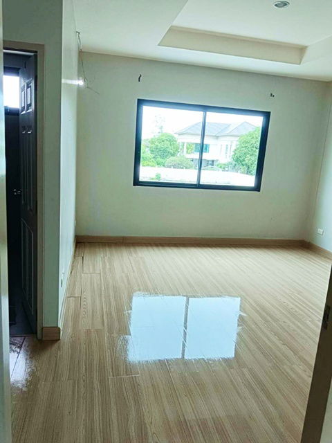picture Srinakarin Road. Sukumvit113 MRT SriThepha 1km. For rent 3-story townhome new first hand 19sqwa - 5/8