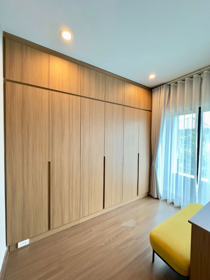 picture 𝐅𝐨𝐫 𝐑𝐞𝐧𝐭: 𝐒𝐢𝐧𝐠𝐥𝐞 𝐇𝐨𝐮𝐬𝐞 𝐢𝐧 𝐀𝐫𝐞𝐞𝐲𝐚 𝐂𝐨𝐦𝐨 𝐁𝐨𝐭𝐚𝐧𝐢𝐜𝐚, 𝐁𝐚𝐧𝐠𝐧𝐚 Stylishly furnished — 5 min. from Mega Bangna - 9/20