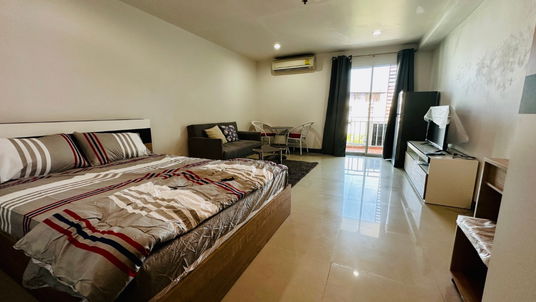 รูปภาพ P-42551 ให้เช่า คอนโด รีเจ้นท์โฮม 7/1 Bang Na Nuea, Bang Na, Bangkok พร้อมอยู่ ราคาถูก Line Id @easythaihome 085-592-2897