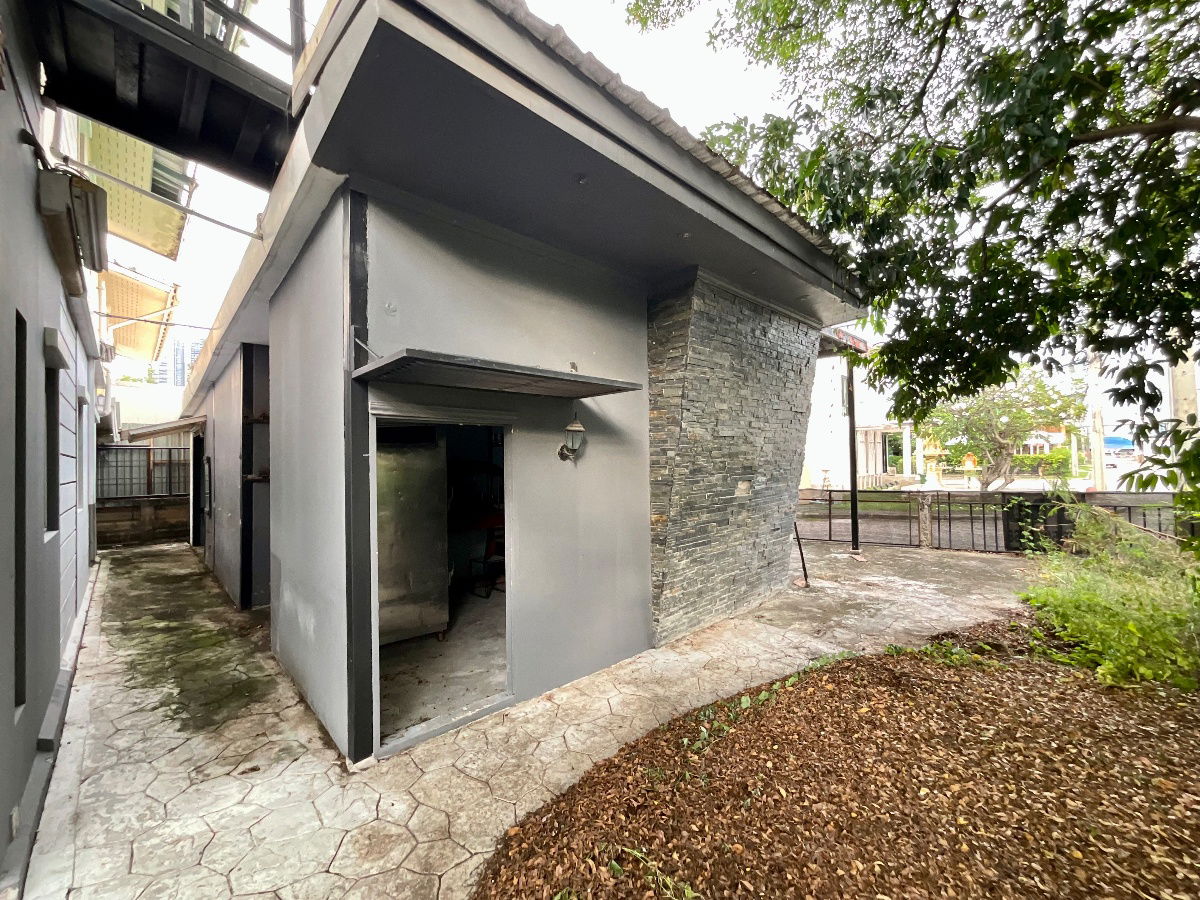 picture Corner Plot 82.5 sq.w. | Pruksa Puri Chanbua Bangna KM.5 | 4 Bed 5 Bath | Near Clubhouse | 6.79 MB - 8/35