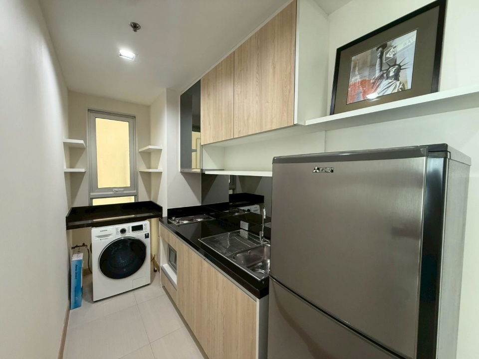 picture Sky Walk Residence for rent, beautiful condo ready to move in, fully furnished with appliances, next to BTS Phra Khanong.- RW007098 - 3/14