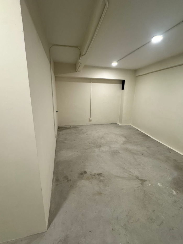 picture #R7274 ð 301068 Commercial building for rent near BTS Punnawithi - 11/23