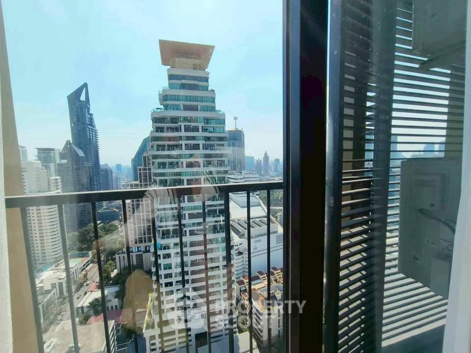 picture 1-BR Condo at Noble State 39 near BTS Phrom Phong (ID 2383288) - 10/13