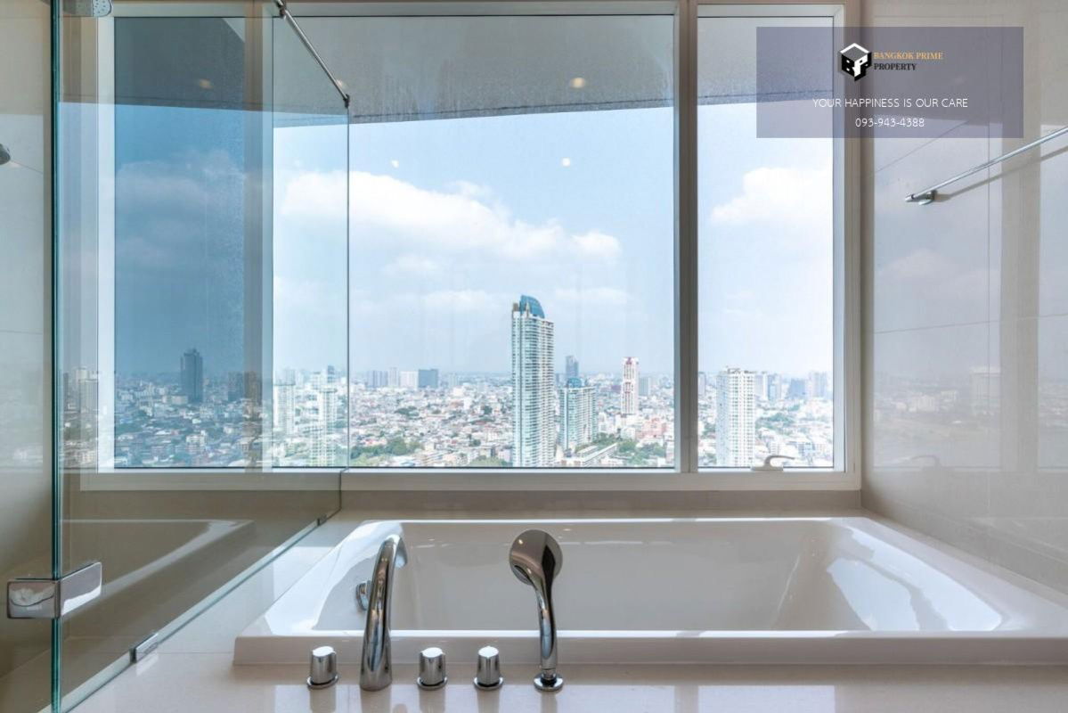 picture Menam Residences | Corner unit (no wall attached to the neighbors) with high privacy. #2025103012687 - 4/10