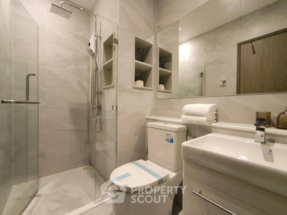 รูป คอนโด 1-ห้องนอน ที่ ริธึ่ม เอกมัย เอสเตท ใกล้ BTS ทองหล่อ (ID 2382071) - รูปที่ 7/8