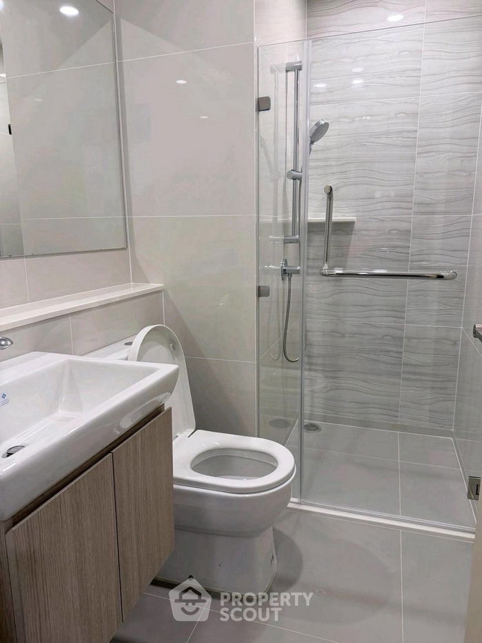 picture 1-BR Condo at LIFE Rama 4 - Asoke near MRT Queen Sirikit National Convention Centre (ID 2380467) - 4/14