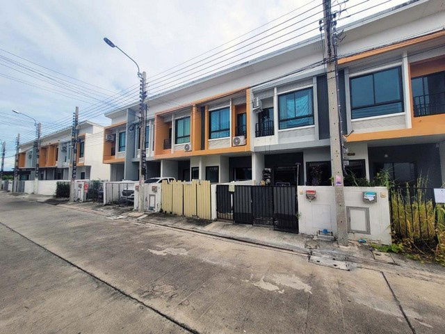 รูป B13518 ขายทาวน์เฮ้าส์ หมู่บ้านสิรารมย์ พลัส สมุทรปราการ - รูปที่ 2/8