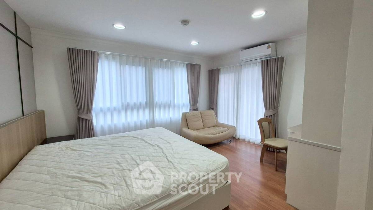 picture 2-BR Condo at Grand Heritage Thonglor near BTS Phrom Phong (ID 2380845) - 2/4