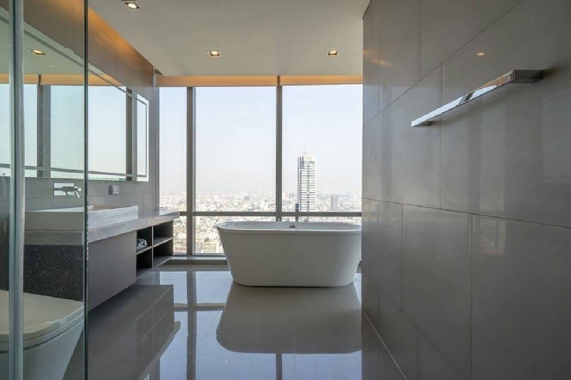 picture ST345 For Rent: The Bangkok Sathorn — Ultra-Luxury Condo Next to BTS Surasak - 4/4