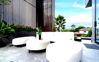 บ้านเดี่ยว ชลบุรี : 🩵 วิลล่าหรูพร้อมวิวเขาและบรรยากาศส่วนตัว เหมาะทั้งอยู่อาศัยและลงทุนระยะยาว 🔑 📞 093-1681685 | 065-5639565 💚 LINE: @whitesand