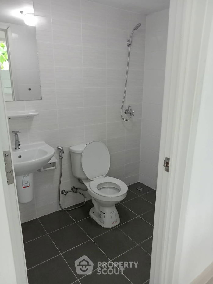 picture 3-BR Townhouse at Pruksa Ville 38/1 Nhamdaeng-Theparak in Bang Phli Yai (ID 2382037) - 4/6