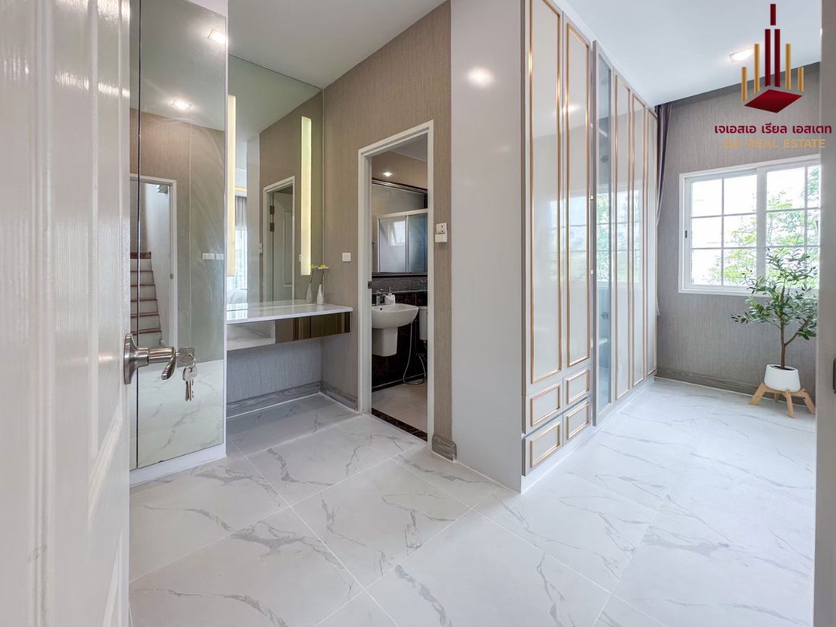 รูป ✨ ขาย โกลเด้น นีโอ สาทร ✨    ราคา 11,900,000 บาท - รูปที่ 9/10