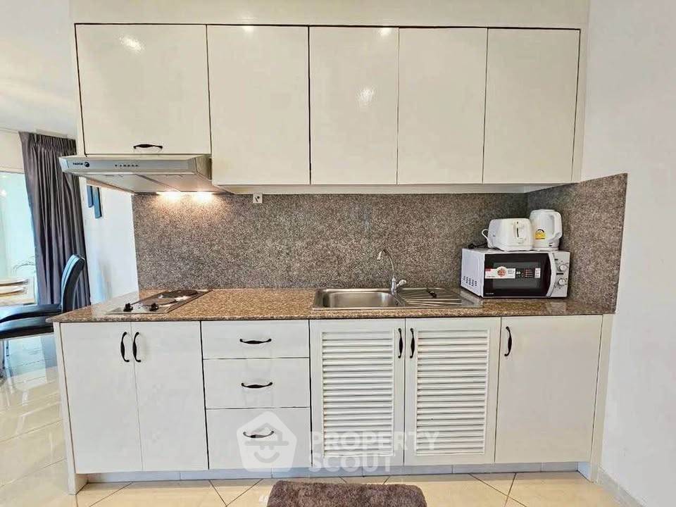 picture 2-BR Condo at Nordic Park Hill close to Phratamnak (ID 2382957) - 19/19