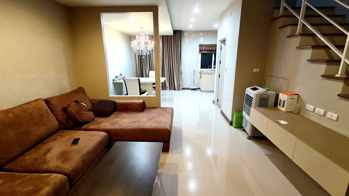 picture S746 [For Sale] The Trust City Ngamwongwan 25 🏡 MRT Nonthaburi Civic Center 💰 Selling for only 4.8 million baht - 4/8