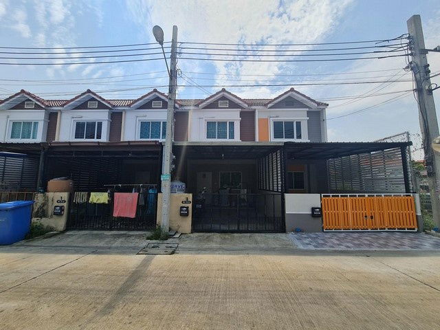 picture FOR SALE  TOWNHOUSE PROPERTY  1600000 BAHT. - 1/8