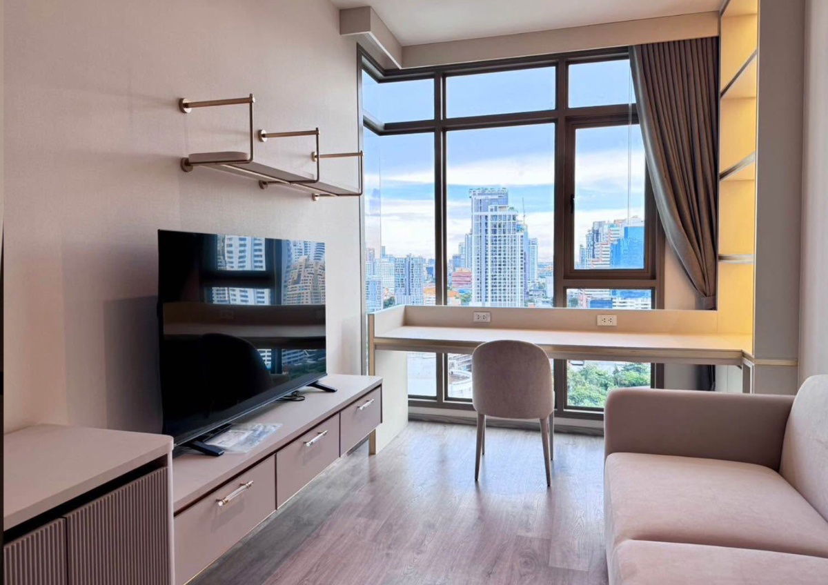 picture RHYTHM EKKAMAI            ESTATE  - 2/11