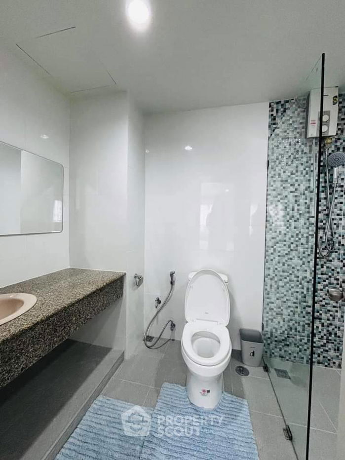 รูป คอนโด 2-ห้องนอน ที่ ท็อป วิว ทาวเวอร์ คอนโดมิเนียม ใกล้ BTS ทองหล่อ (ID 1540063) - รูปที่ 11/16