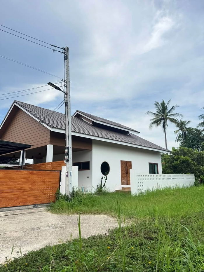 picture Single storey house for rent with 2 bedrooms,2 toilets and 1 kitchen.  - 1/13
