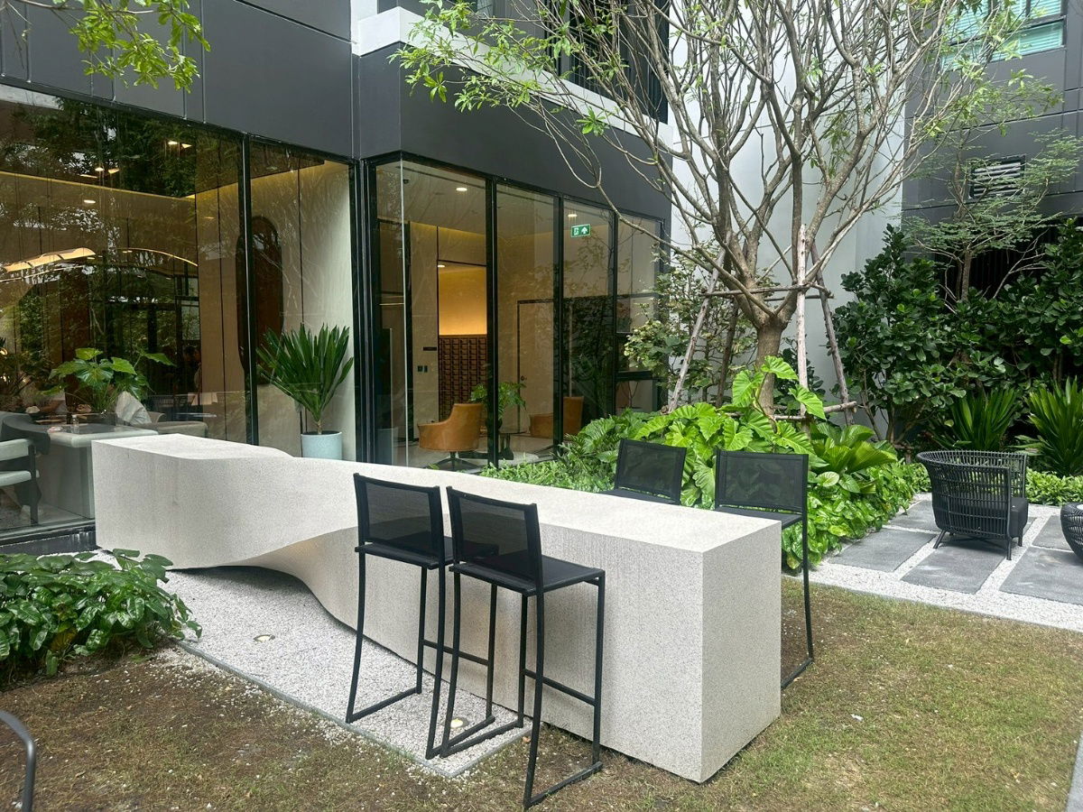 picture ð For Sale: Nue Evo Ari Condominium ð 2 Bedrooms / 2 Bathrooms - 44/62