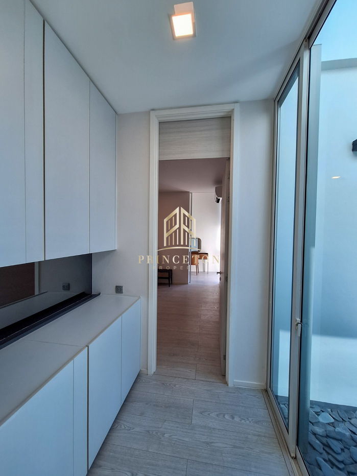 รูป ให้เช่าบ้านหรู วีเว่ บางนา กม.7 ทำเลดีเยี่ยม ใกล้เมกาบางนา และทางด่วน พื้นที่ใช้สอยกว้างขวาง บรรยากาศเงียบสงบ  - รูปที่ 11/35