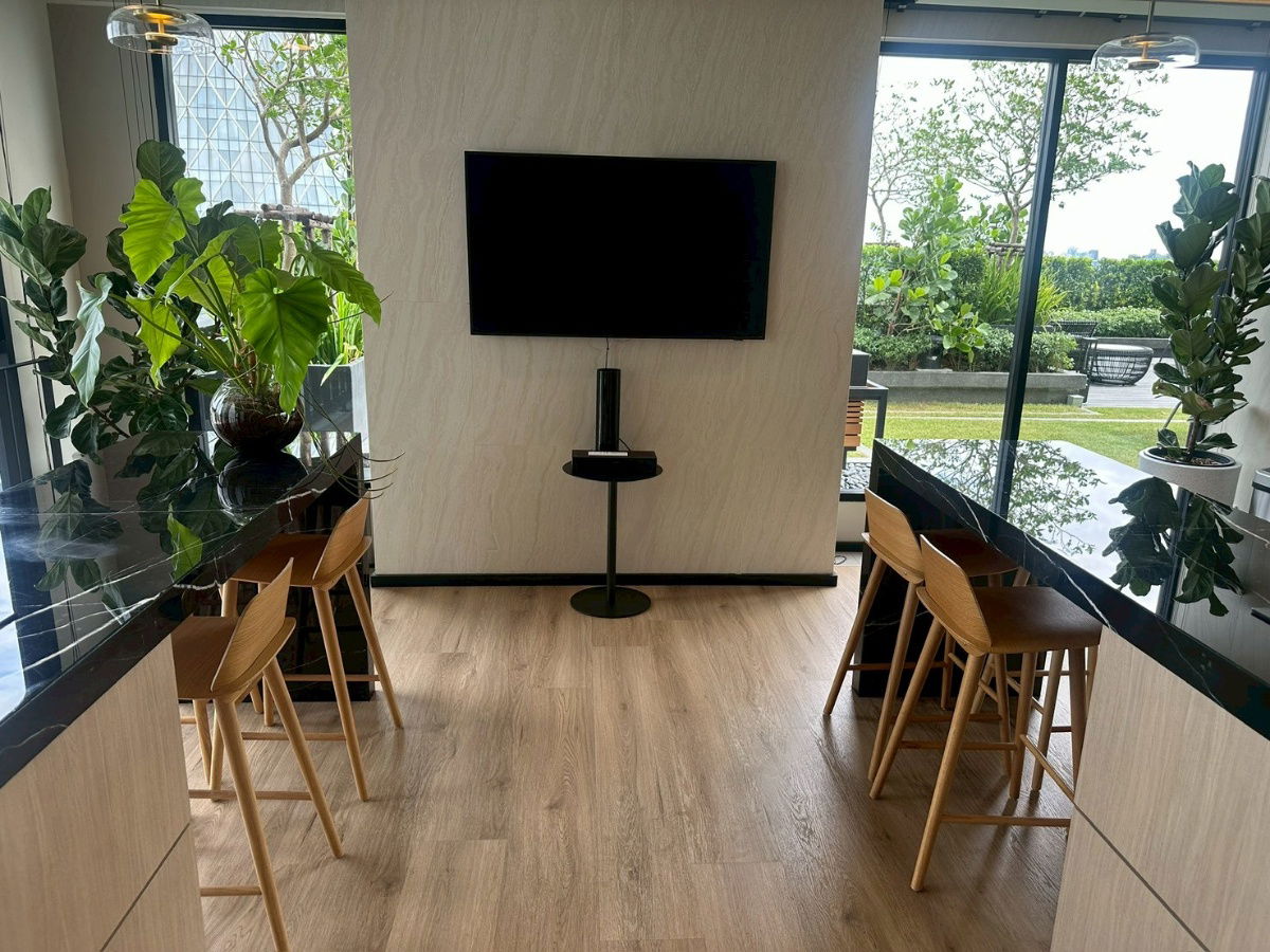 picture ð For Sale: Nue Evo Ari Condominium ð 2 Bedrooms / 2 Bathrooms - 29/62