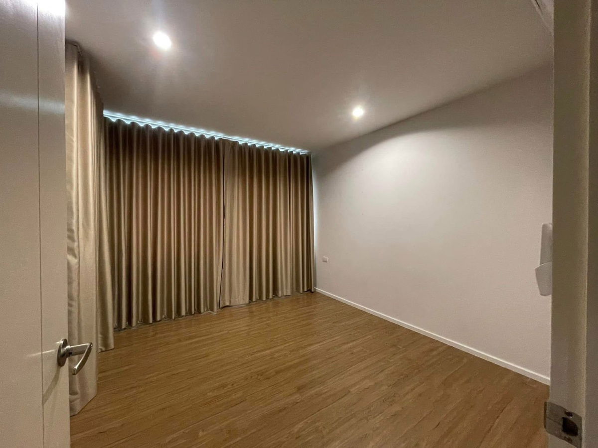 รูป 📣📣 ปล่อยเช่า !! ทาวน์โฮม 3 ชั้น | โครงการ บ้านกลางเมือง วัชรพล (ถนนสุขาภิบาล 5) 3 ห้องนอน 3 ห้องน้ำ | แอร์ครบทุกห้อง + พื้นที่ซักล้างหลังบ้าน - รูปที่ 10/20