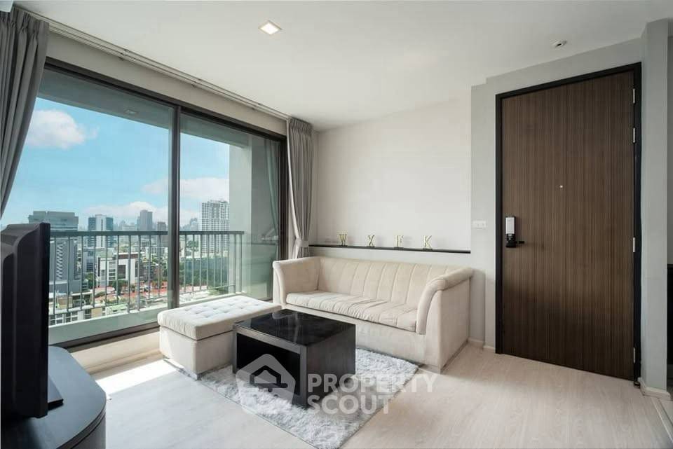 picture 2-BR Condo at Rhythm Sukhumvit 44/1 near BTS Phra Khanong (ID 2380471) - 8/14