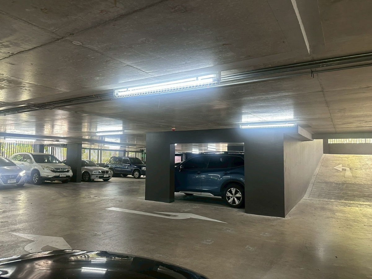 picture ð For Sale: Nue Evo Ari Condominium ð 2 Bedrooms / 2 Bathrooms - 37/62