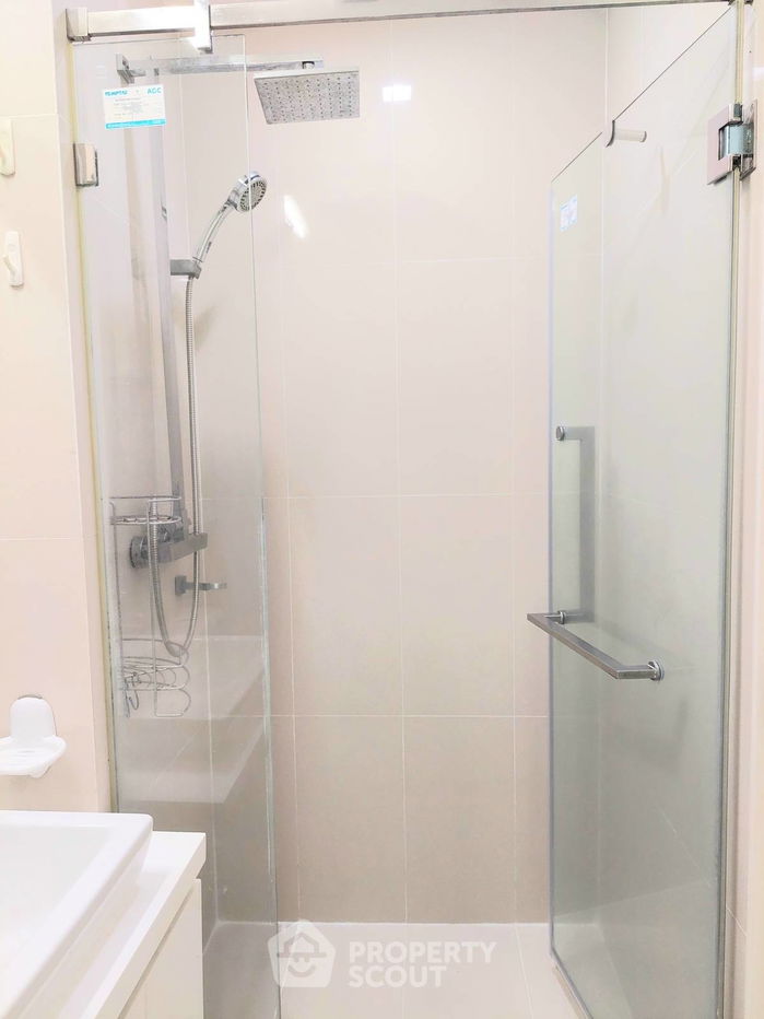 picture 1-BR Condo at Condolette Ize Ratchathewi near BTS Ratchathewi (ID 2384052) - 10/12